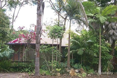 135 Chapel Hill Rd, Chapel Hill, QLD 4069
