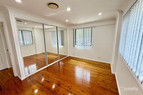 Property photo of 10 Lyte Place Prospect NSW 2148