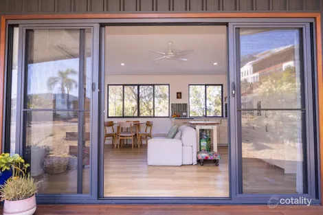 Property photo of 29 Seaspray Drive Agnes Water QLD 4677