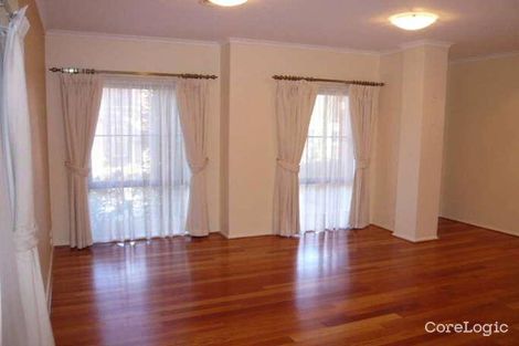 Property photo of 11 Hester Walk Macleod VIC 3085