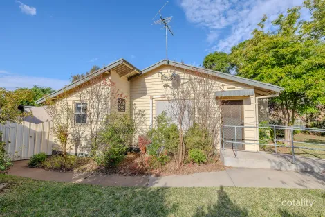 Property photo of 8 Smith Street Merbein VIC 3505