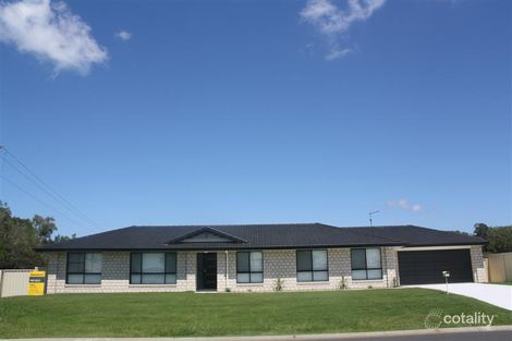 1 Harold Tory Dr, Yamba, NSW 2464