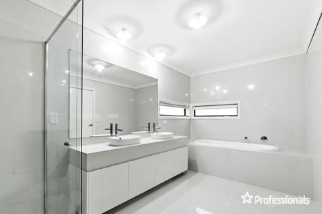 Property photo of 9 Bardo Circuit Revesby Heights NSW 2212