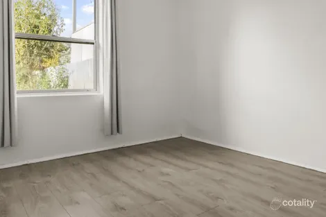 Property photo of 80 Stakes Crescent Elizabeth Downs SA 5113