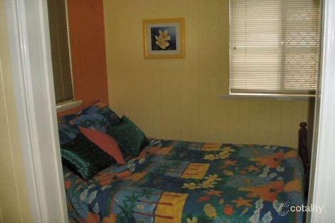 Property photo of 15 Pilot Street Urangan QLD 4655