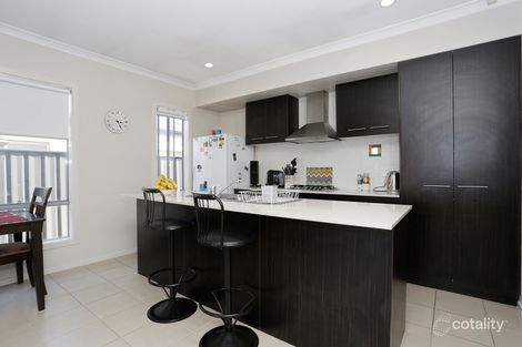 Property photo of 39 Daymar Circuit Craigieburn VIC 3064