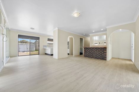 Property photo of 11 Cramer Boulevard Mount Warren Park QLD 4207