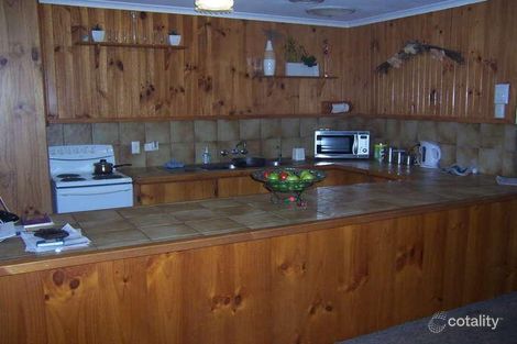 Property photo of 19 Chapple Court Boyne Island QLD 4680
