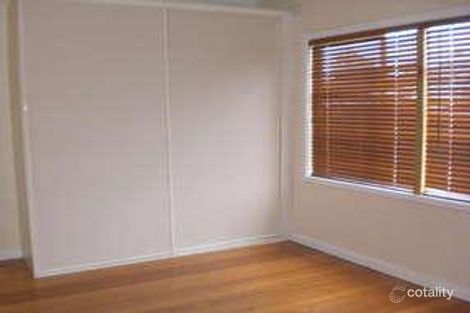 Property photo of 31 Glinden Avenue Ardeer VIC 3022