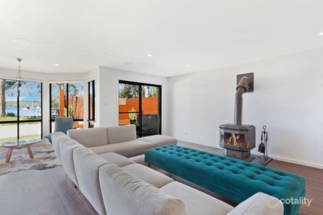 Property photo of 90 Noamunga Crescent Gwandalan NSW 2259