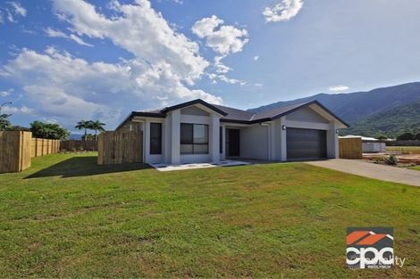1 Noipo Cres, Redlynch, QLD 4870