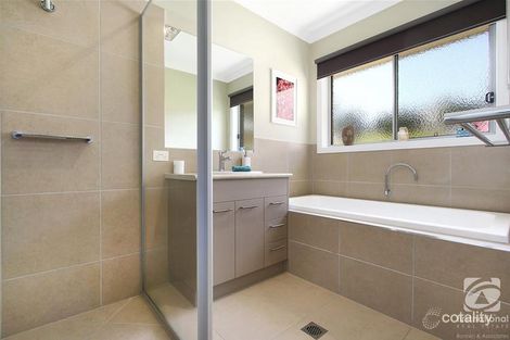 Property photo of 15 Corella Way Wodonga VIC 3690