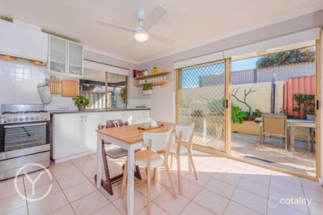 2/166 Forrest St, Fremantle, WA 6160