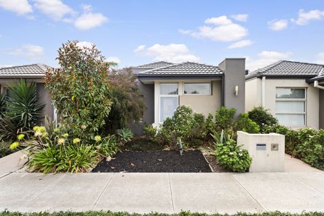 Property photo of 4 Soapstone Walk Doreen VIC 3754