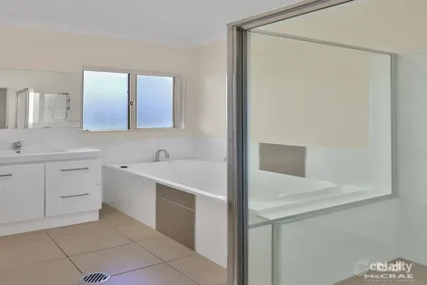 Property photo of 2 Sixth Close Bowen QLD 4805