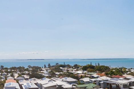 Property photo of 98 Carlton Terrace Manly QLD 4179