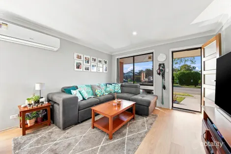Property photo of 2/77 Parliament Road Macquarie Fields NSW 2564