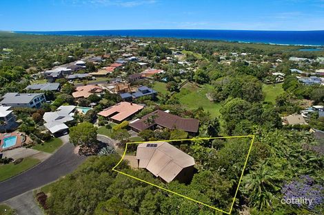 Property photo of 5 Napelle Court Ocean Shores NSW 2483