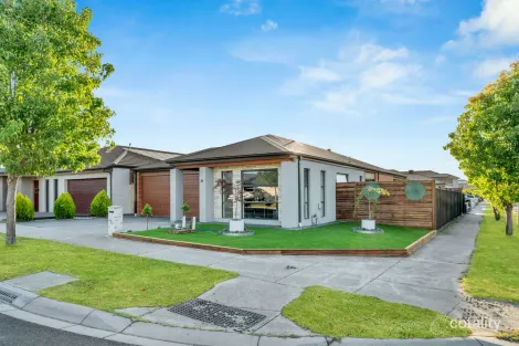 Property photo of 34 St Clair Avenue Cranbourne West VIC 3977