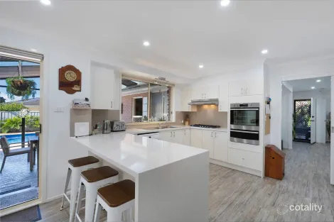 Property photo of 6 Karri Close Hamlyn Terrace NSW 2259