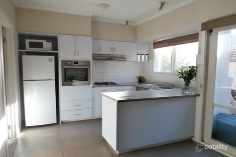 Property photo of 2/31 Flemington Street Travancore VIC 3032