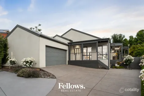 16 Kristina Ct, Pakenham, VIC 3810