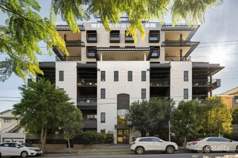 Property photo of 409/133 Clarence Road Indooroopilly QLD 4068