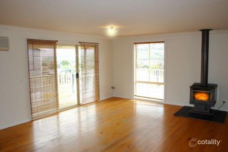 38 Macqueen Ave, Korumburra, VIC 3950