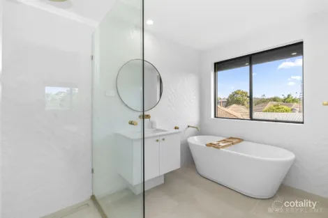 Property photo of 19 Hughes Crescent Dandenong North VIC 3175