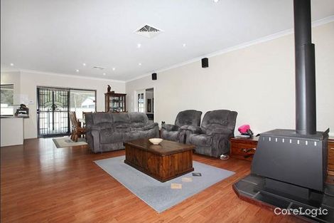 Property photo of 1 Derby Road Collie WA 6225