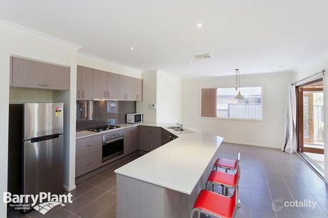 Property photo of 20 Keneally Drive Point Cook VIC 3030