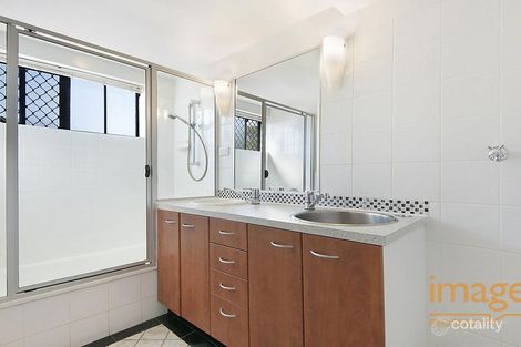 Property photo of 4/29 Riverview Terrace Indooroopilly QLD 4068