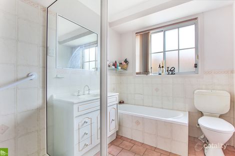 Property photo of 1/11 William Street Shellharbour NSW 2529