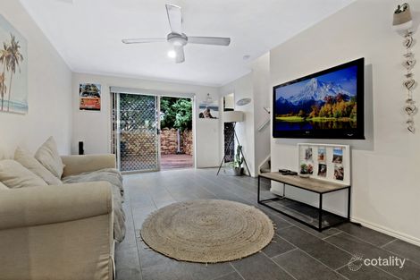 2/1282 Gold Coast Hwy, Palm Beach, QLD 4221