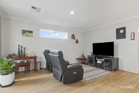 Property photo of 38 Eagle Way Encounter Bay SA 5211