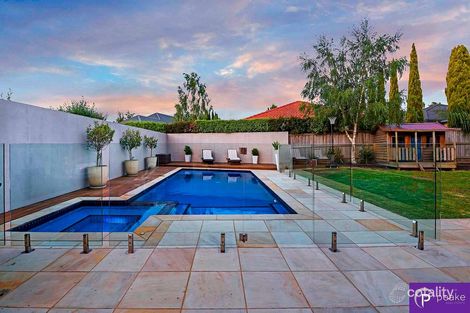 Property photo of 6 Whisken Way Berwick VIC 3806