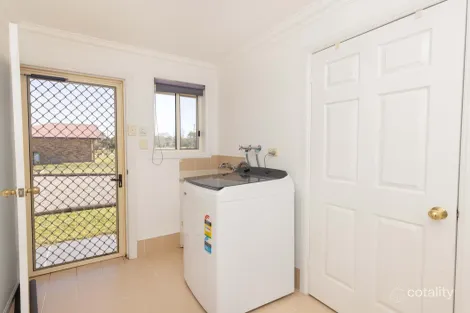 Property photo of 24 Palmer Drive Kingswood NSW 2340