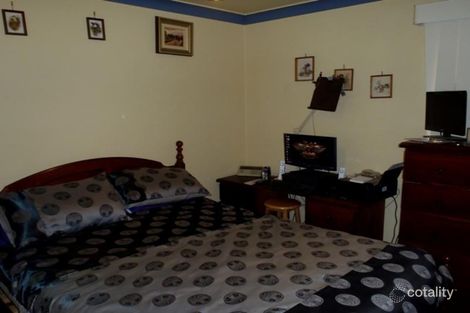 Property photo of 4 Carlisle Street Ingleburn NSW 2565