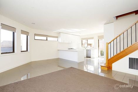 Property photo of 1/11 Dion Road Glen Waverley VIC 3150