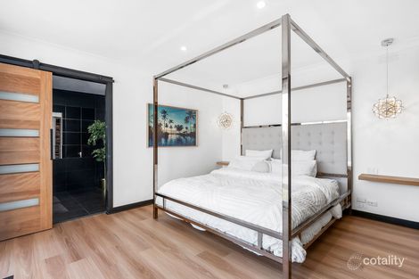 Property photo of 7 Carnoustie Court Frankston VIC 3199