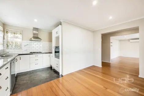 Property photo of 1/92 Mitchell Crescent Meadow Heights VIC 3048