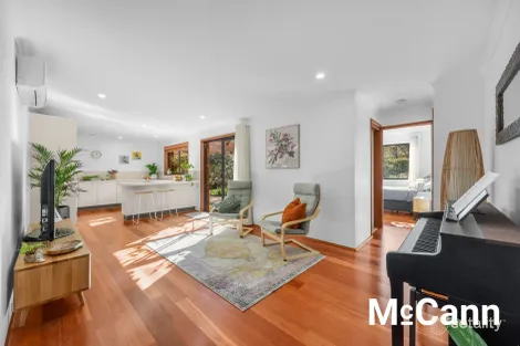 Property photo of 2 Ruwoldt Place Kambah ACT 2902