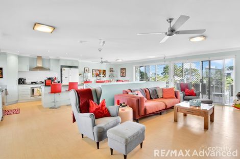 Property photo of 26 Avalon Street Sandstone Point QLD 4511