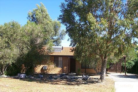 33 Excalibur Cir, Camillo, WA 6111