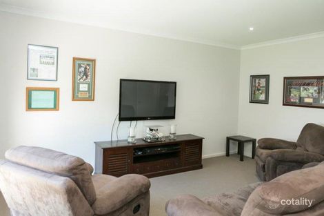 Property photo of 102-104 Thomson Street Sale VIC 3850