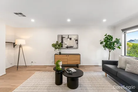 Property photo of 28 Mundulla Avenue Woodcroft SA 5162