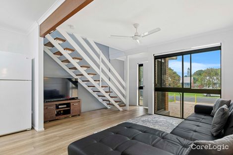 Property photo of 4/10 Denmans Camp Road Torquay QLD 4655