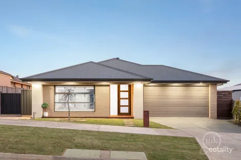 27 Bluejay Rd, Doreen, VIC 3754