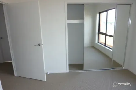 Property photo of 14 Cutleaf Crescent Tarneit VIC 3029