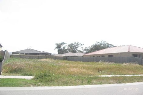 32 Brumbys Rd, Carrum Downs, VIC 3201